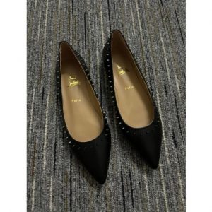 Christian Louboutin Anjalina Ballerines Cloutées en Cuir de Veau Noir