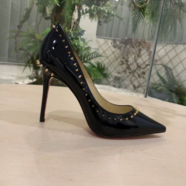 Christian Louboutin Anjalina Spike escarpins à clous en cuir verni noir – Image 2