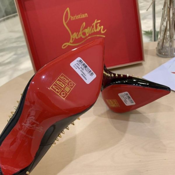 Christian Louboutin Anjalina Spike escarpins à clous en cuir verni noir – Image 4