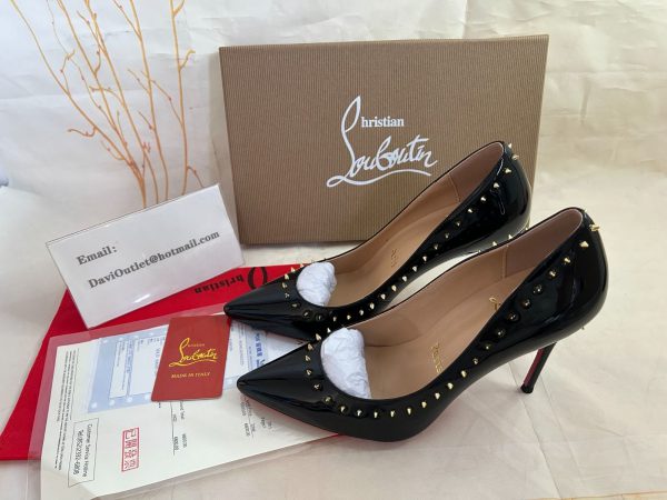 Christian Louboutin Anjalina Spike escarpins à clous en cuir verni noir – Image 5