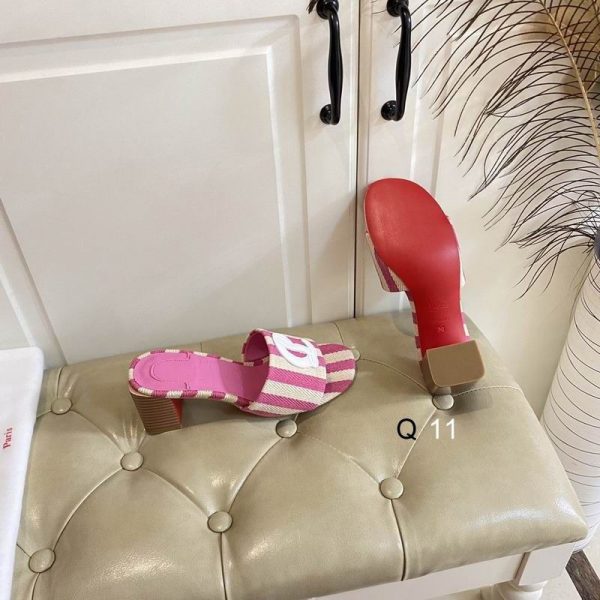 Christian Louboutin CL Mules 50 mm Malha Tissu Imprimé Rose – Image 3