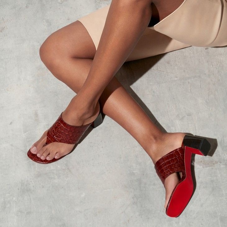 Christian Louboutin CL Tongamule 55 mm Mules Cuir de Veau Gaufré Alligator Acajou – Image 5