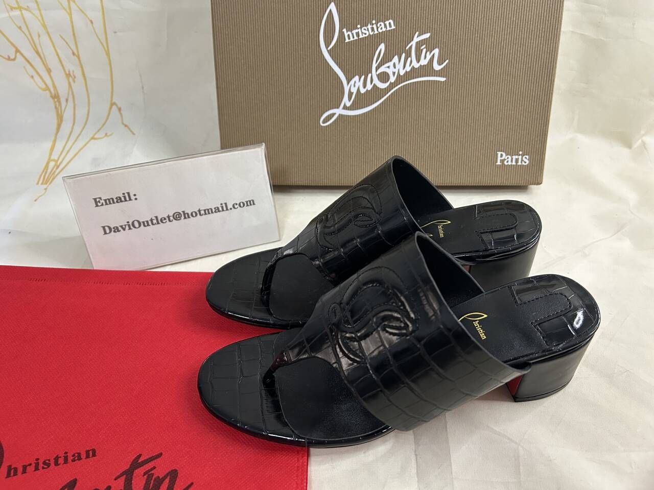 Christian Louboutin CL Tongamule 55 mm Mules Cuir de Veau Gaufré Alligator Noir – Image 5