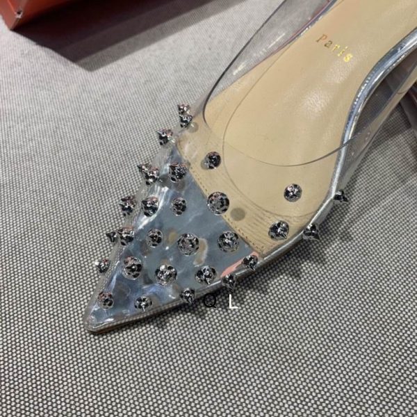 Christian Louboutin Collaclou Spike Clear Ballerines en PVC et Cuir Métallisé Argent – Image 3