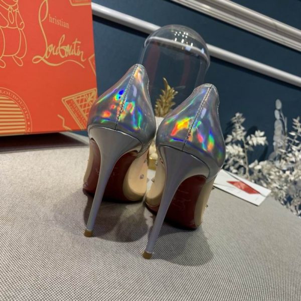 Christian Louboutin Degrastrass escarpins 100 mm ornés de cristaux et de clous en résille argentée – Image 3