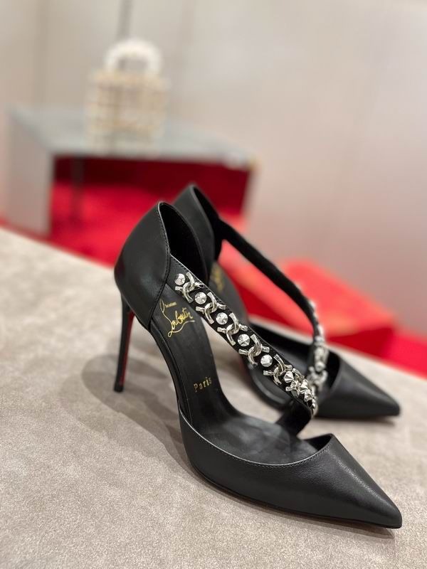 Christian Louboutin Deomina escarpins à bout pointu avec chaînes et clous 100 mm à brides croisées noires – Image 2