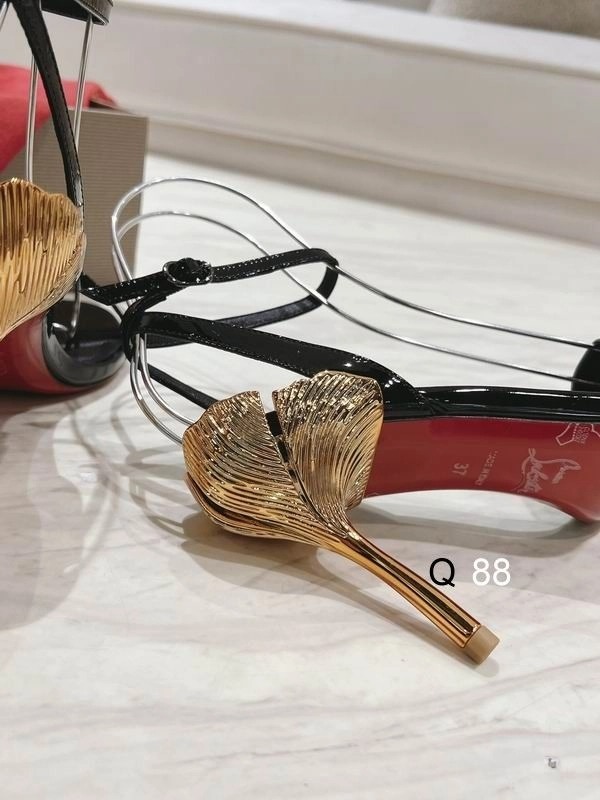 Christian Louboutin Ginko Girl Sandales à Lanières 85mm Cuir Verni Noir – Image 3