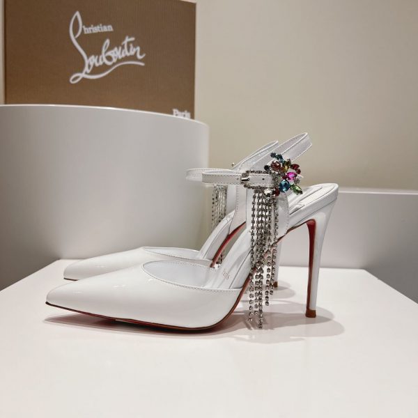 Christian Louboutin Goldina Rain 100mm Escarpins Boucle en Cristal Cuir Verni Blanc – Image 2