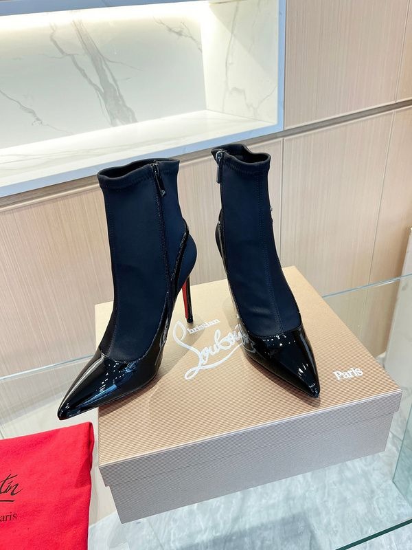Christian Louboutin Jessie Booty Joli 100 mm Vernis Satin Cristaux Ornés Noir – Image 4