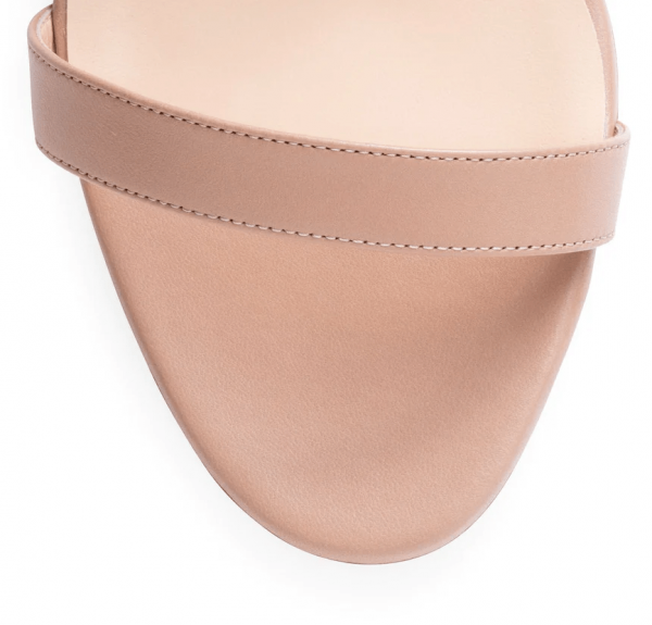 Christian Louboutin Jonatina 85 PVC Sandales en Cuir Nude – Image 4