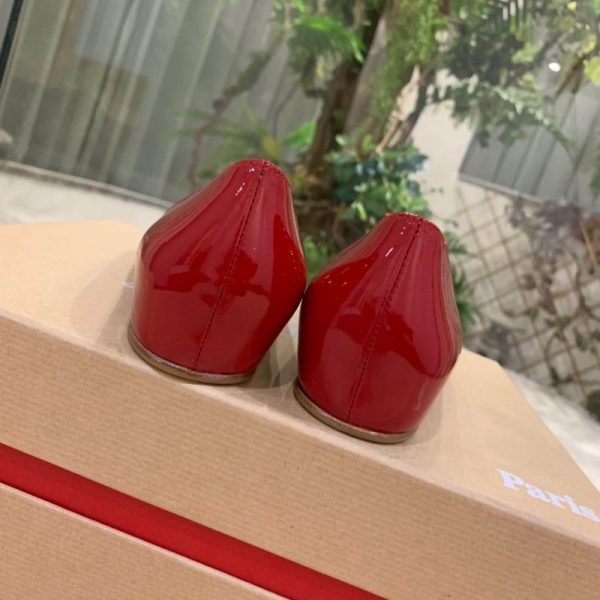 Christian Louboutin Kate Ballerines en Cuir Verni Rouge – Image 3