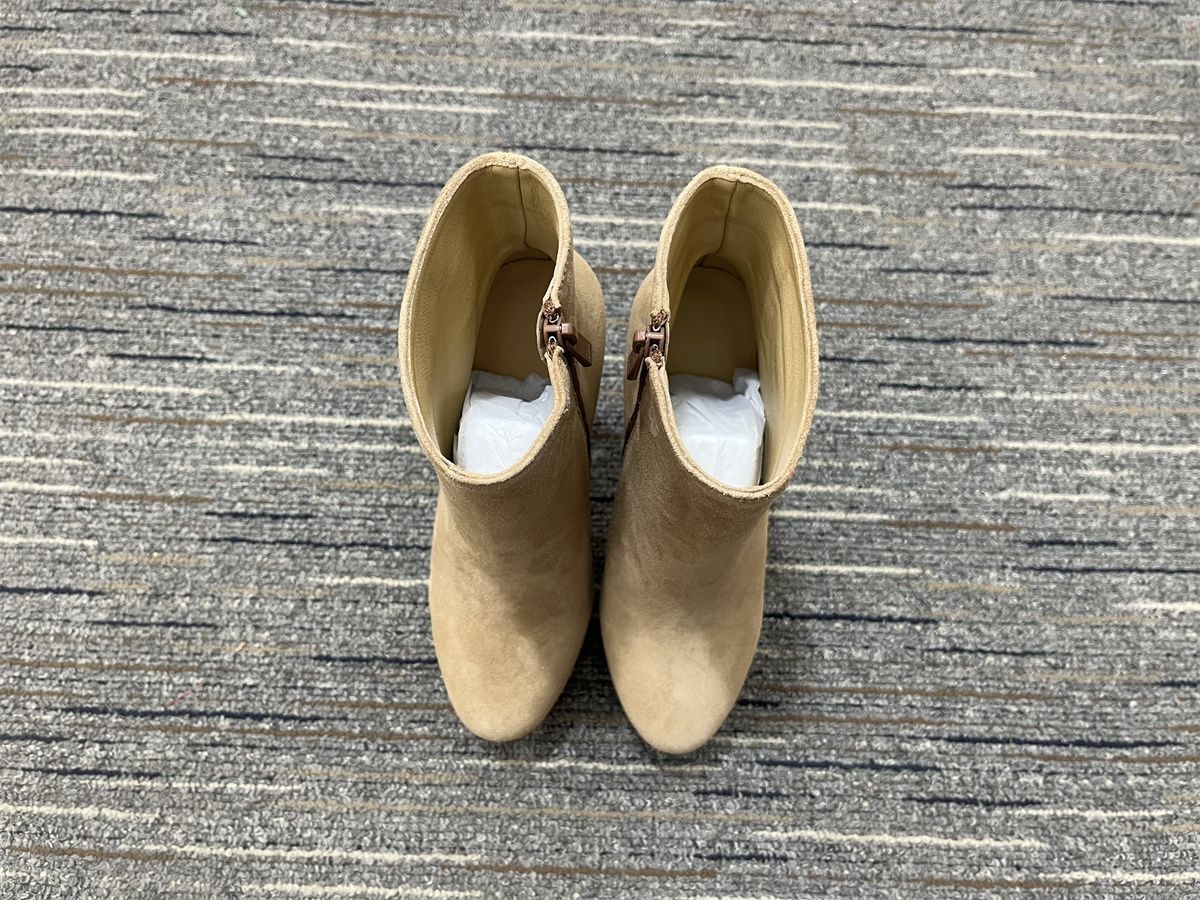 Christian Louboutin Loo Booty 130 mm Bottines Basses Veau Velours Sable – Image 2