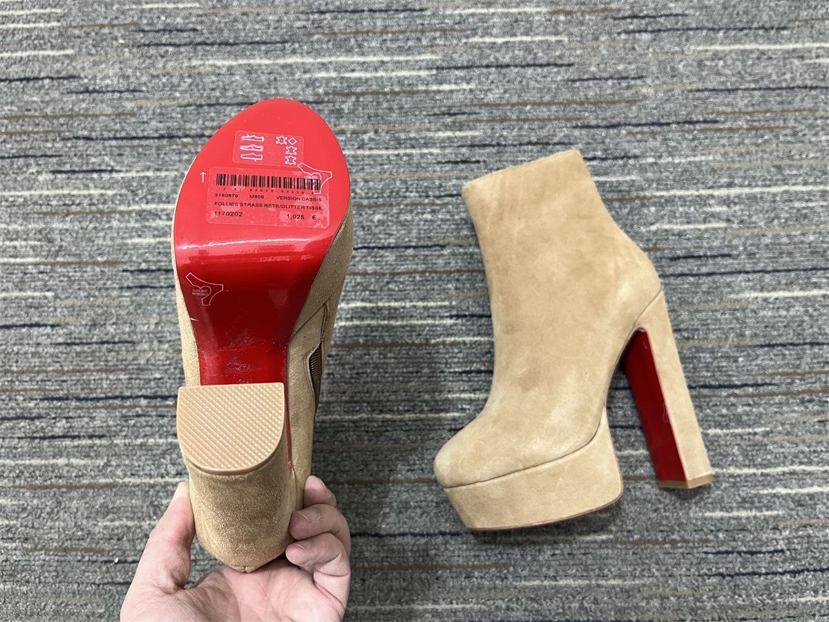 Christian Louboutin Loo Booty 130 mm Bottines Basses Veau Velours Sable – Image 4