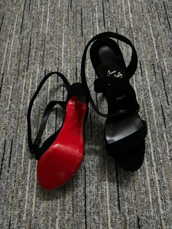 Christian Louboutin Loubi Queen Alta 150 mm sandales velours noir – Image 3