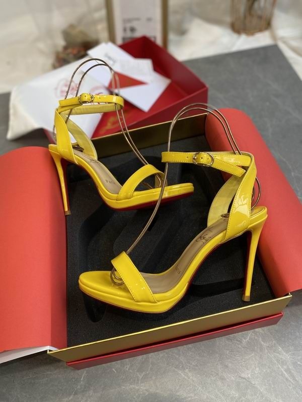 Christian Louboutin Loubi Queen Sandales 100mm Cuir Verni Jaune – Image 2