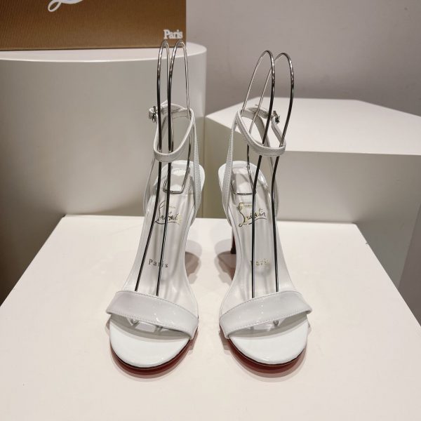 Christian Louboutin Loubigirl 100 mm Sandales en Cuir Verni Bianco – Image 3