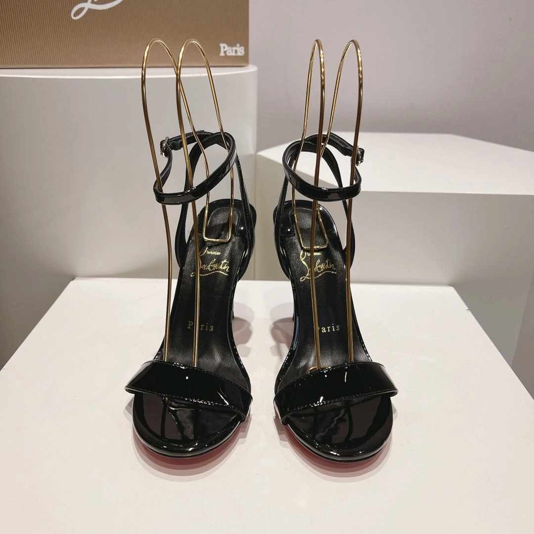 Christian Louboutin Loubigirl 100 mm Sandales en Cuir Verni Noir – Image 3