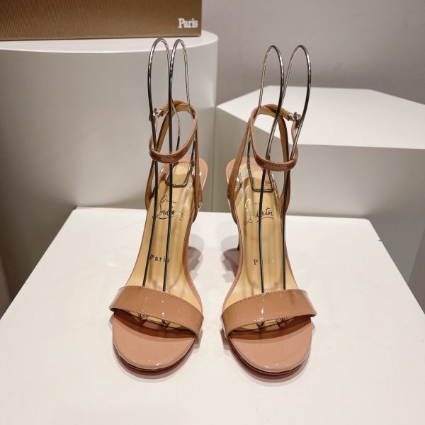 Christian Louboutin Loubigirl 100 mm Sandales en Cuir Verni Nude – Image 3