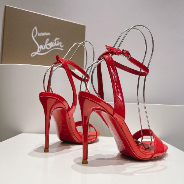 Christian Louboutin Loubigirl 100 mm Sandales en Cuir Verni Rouge – Image 4