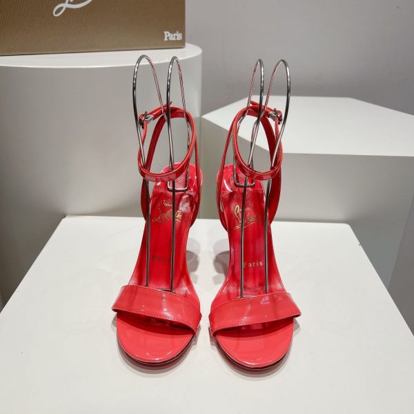 Christian Louboutin Loubigirl 100 mm Sandales en Cuir Verni Rose – Image 3
