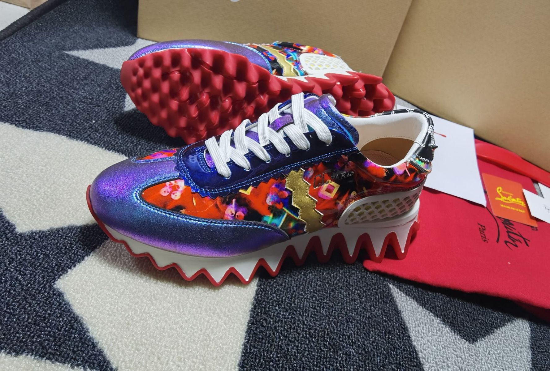 Christian Louboutin Baskets Plates Femme Loubishark Donna Imprimé mixte Multicolore