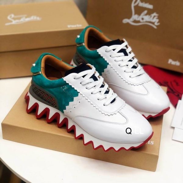 Christian Louboutin Baskets Femme Loubishark Cuir suédé et de veau Blanc Bleu
