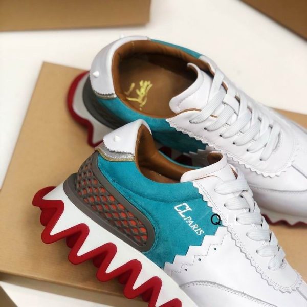 Christian Louboutin Baskets Femme Loubishark Cuir suédé et cuir Blanc Bleu – Image 3