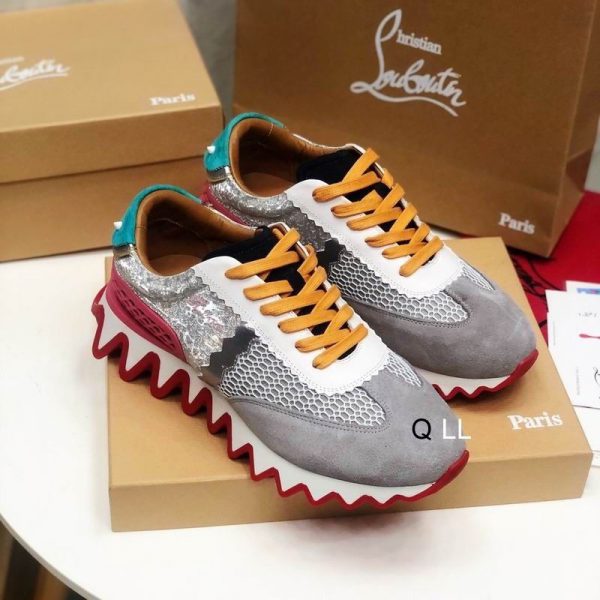 Christian Louboutin Baskets Femme Loubishark Cuir suédé, de veau et maille Version Multicolore