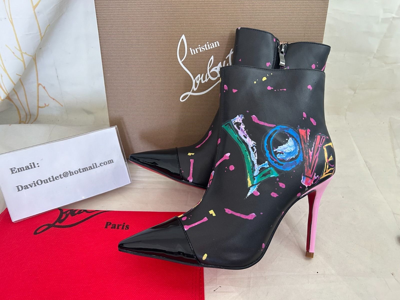 Christian Louboutin 'Love Is A Boot' Bottines 100 mm Cuir Veau et Verni Multi