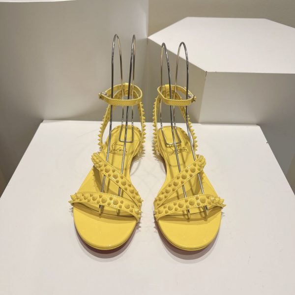 Christian Louboutin Mafaldina Sandales Plates Cuir Vernis Jaune