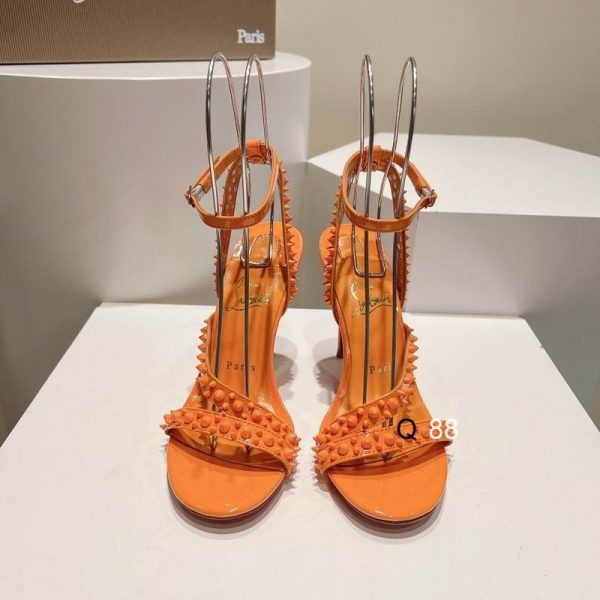 Christian Louboutin Mafaldina Spikes Sandales 100mm Cuir Verni Orange – Image 2