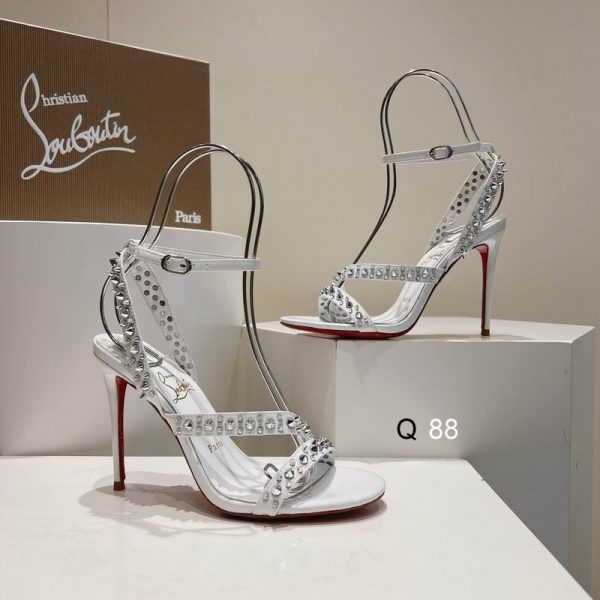 Christian Louboutin Mafaldina Spikes Sandales 100mm Cuir Verni Blanc – Image 3