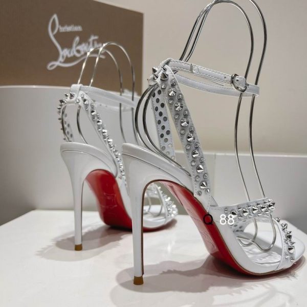 Christian Louboutin Mafaldina Spikes Sandales 100mm Cuir Verni Blanc – Image 4