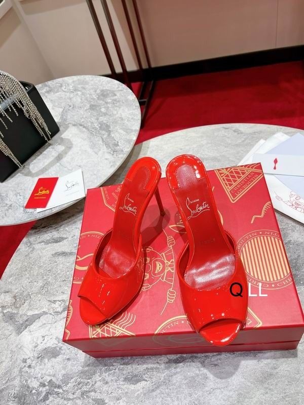 Christian Louboutin Me Dolly 100 mm Mules Cuir verni Rouge – Image 3