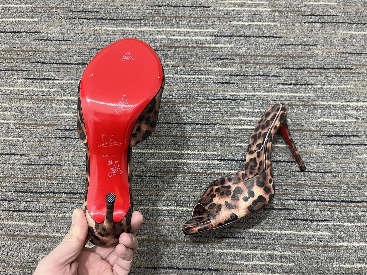 Christian Louboutin Mules Me Dolly 100 mm en cuir pony imprimé léopard kitty – Image 2