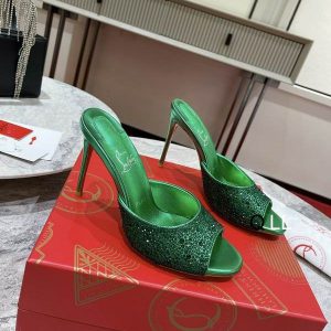 Christian Louboutin Me Dolly Strass Escarpins 100 mm Daim Ornés de Strass Vert