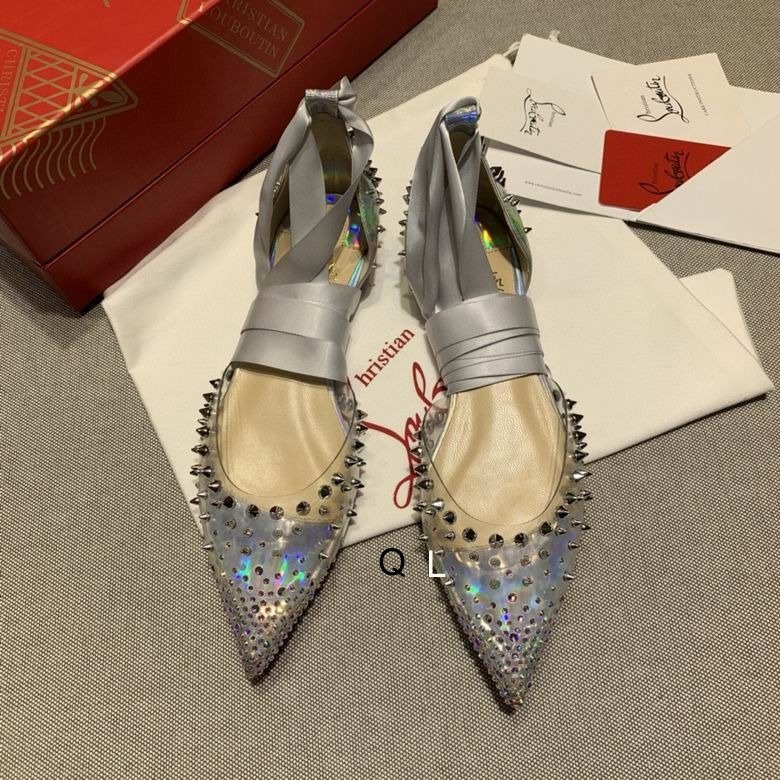 Christian Louboutin Mechante Reine Ballerines à Clous en Cuir et PVC Argent – Image 2
