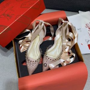 Christian Louboutin Mechante Reine Ballerines à Clous en PVC et Veau Velours Rose
