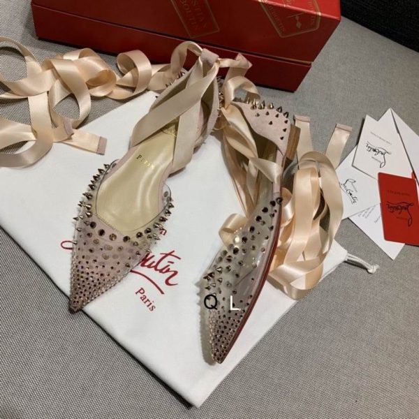 Christian Louboutin Mechante Reine Ballerines à Clous en PVC et Veau Velours Rose – Image 2