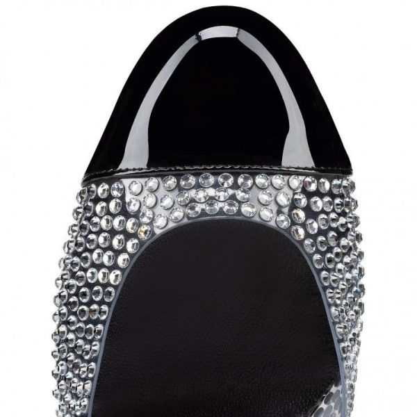 Christian Louboutin Miss MJ Strass escarpins à brides 55 mm en cuir de veau verni, PVC et strass noirs – Image 4