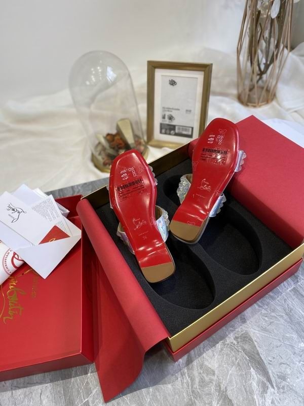 Christian Louboutin Myriadiam Sandales Plates à Bride Liège Métallique Argent – Image 5