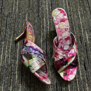 Christian Louboutin Sandales Nicol is Back 85 mm en soie florale