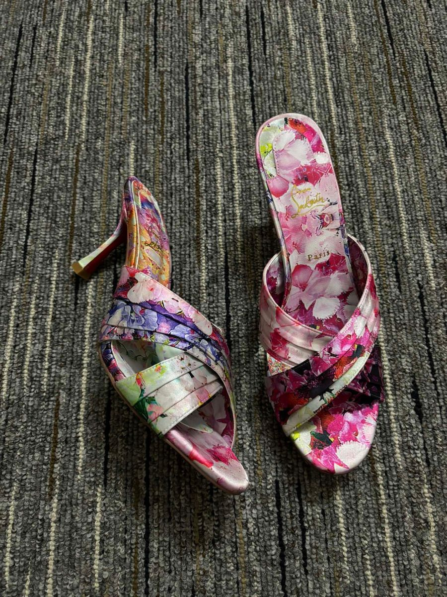 Christian Louboutin Sandales Nicol is Back 85 mm en soie florale