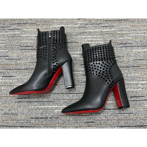Christian Louboutin Praguoise Bottines Cloutées 100 mm Cuir Veau Noir – Image 2