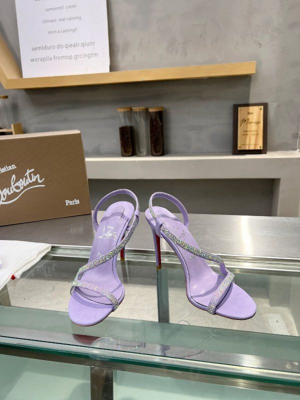 Christian Louboutin Rosalie Strass Sandales 100mm Cuir Suède et Strass Lilas – Image 4
