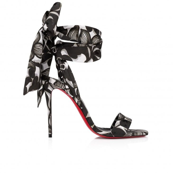 Sandales Christian Louboutin Sandale Du Désert 100 mm à brides en crêpe satiné imprimé Pétunia noir – Image 2