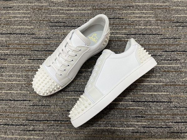 Christian Louboutin Baskets Basses Femme Seavaste 2 Orla Falt Cuir et Tissu Blanc