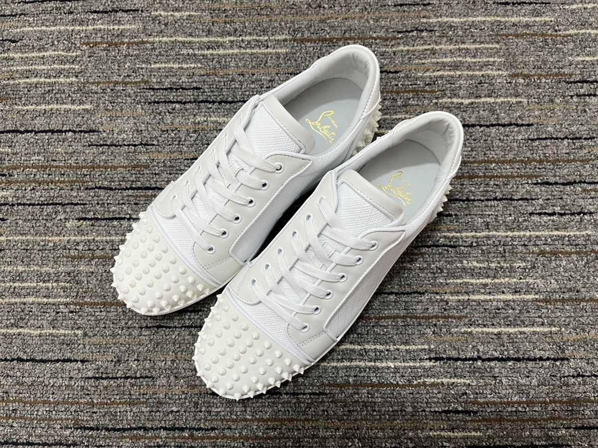 Christian Louboutin Baskets Basses Femme Seavaste 2 Orla Falt Cuir et Tissu Blanc – Image 2