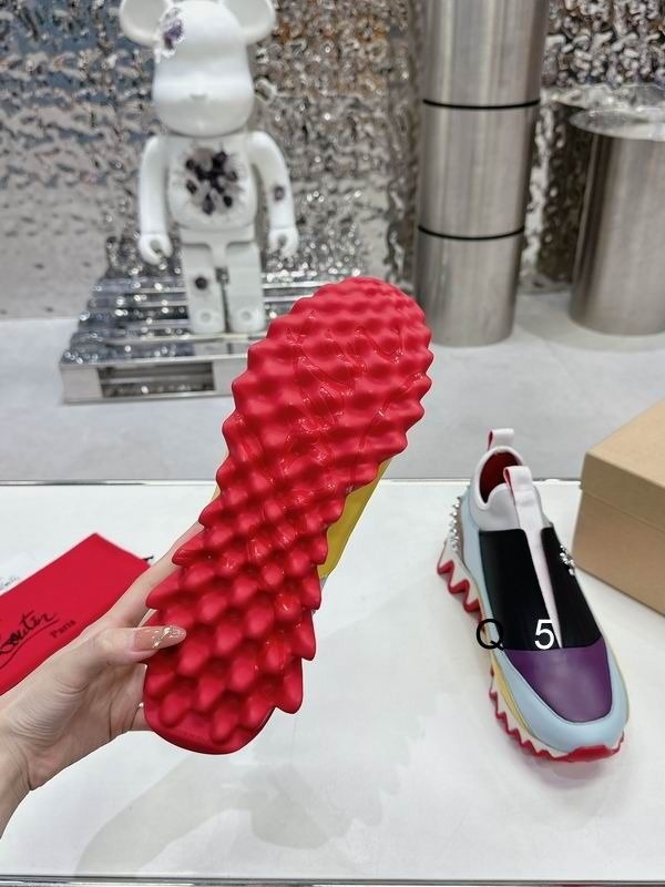 Christian Louboutin Baskets Femme Sharkyloub Sp Spikes Cuir de veau, Néoprène et Clous Multi – Image 3