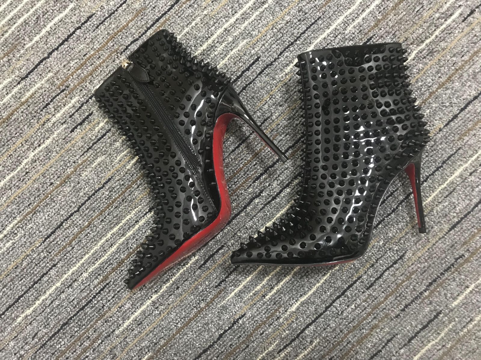 Christian Louboutin Snakilta Bottines Cloutées 100 mm Cuir Verni Noir